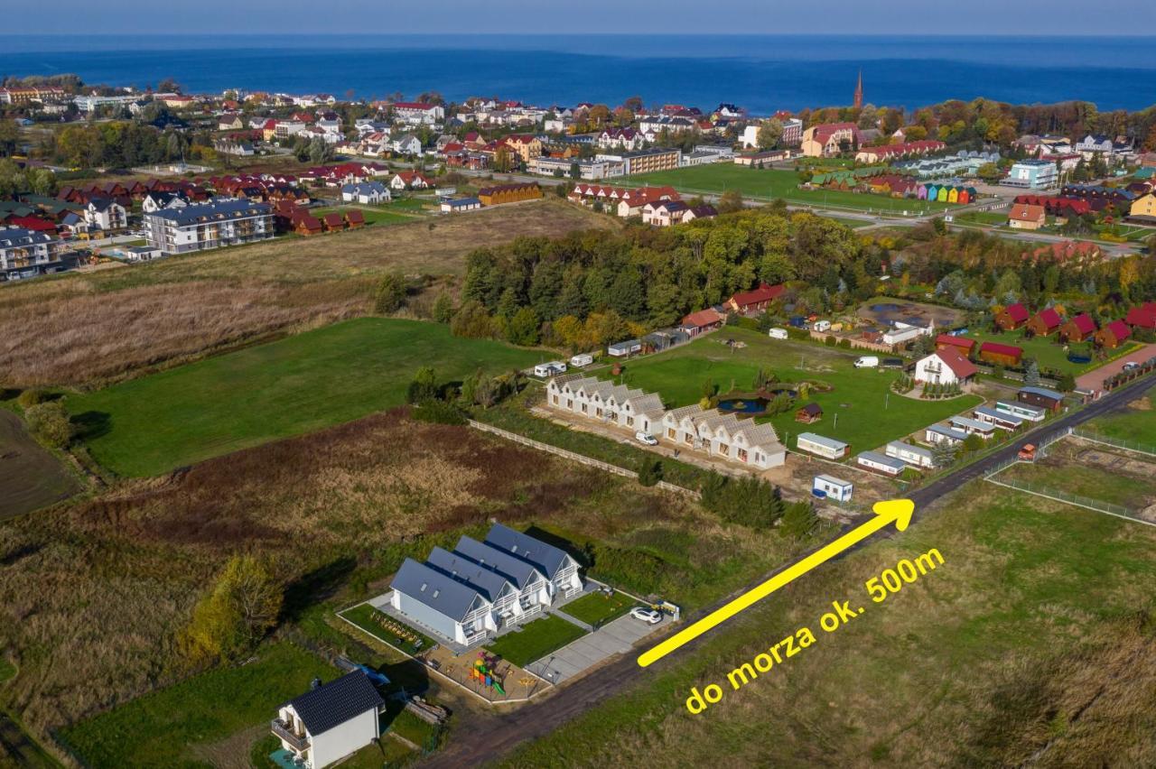 Domki Oski Sarbinowo Exteriör bild
